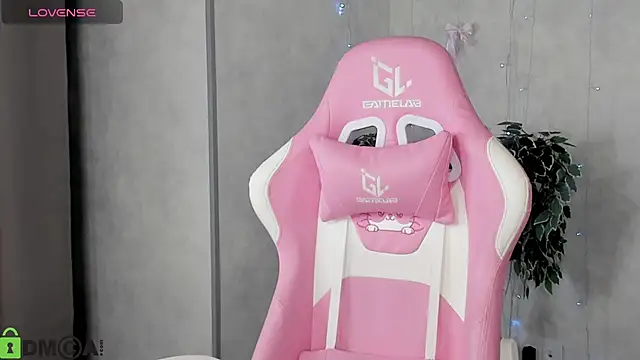 Alicia_Adammssn Live XXX chat