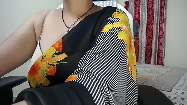 Онлайн чат XXX Sexy_HouseWifee