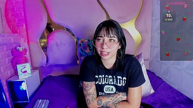 NaniiSisyのライブXXXチャット