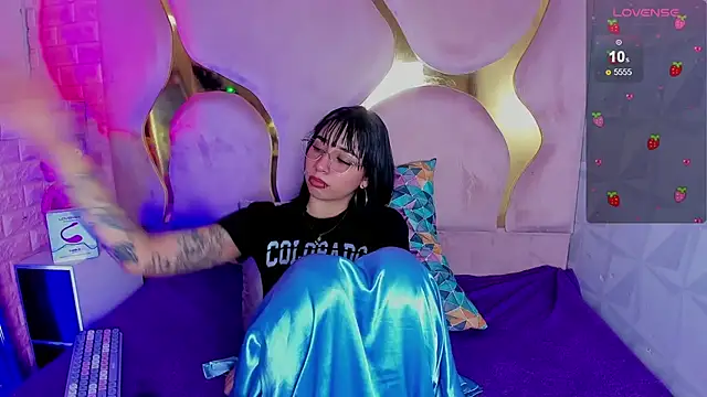 NaniiSisyのライブXXXチャット