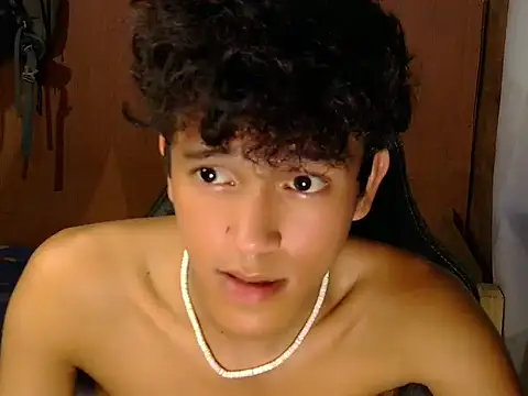 hugekenbigcock Live XXX Chat