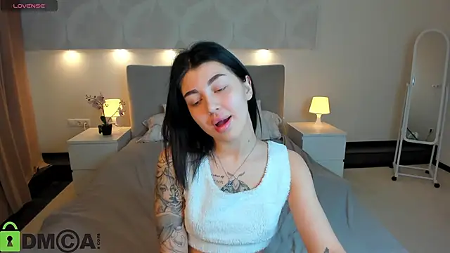 Karolina_Kar's Live XXX Chat