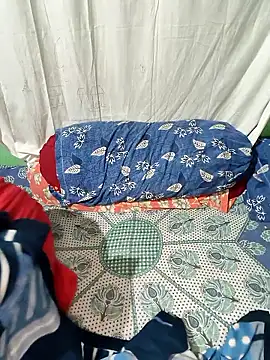 V-hot-swiet's Webcam Show