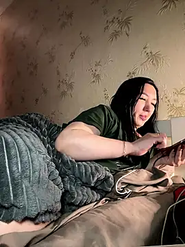 Naughtbaby_2025のライブXXXチャット