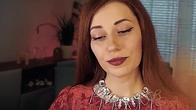 MissBeverlyMills Adlı Modelin Canlı XXX Sohbeti