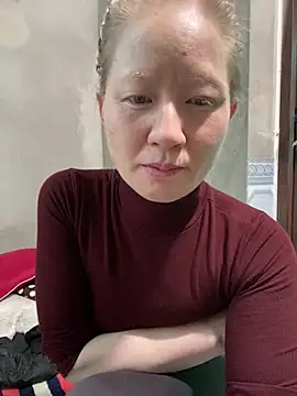 mana-ala Adlı Modelin Canlı XXX Sohbeti