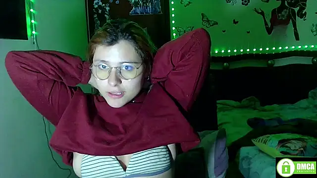 Star_Eli's Live XXX Chat