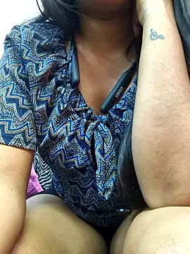 Ananya_34のライブXXXチャット