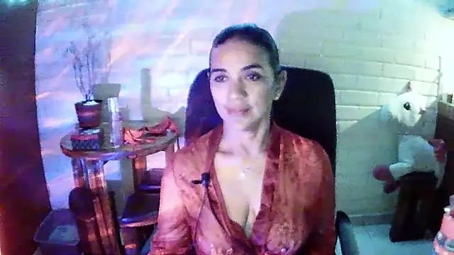 MiiaVelasquez: απευθείας συνομιλία ΧΧΧ