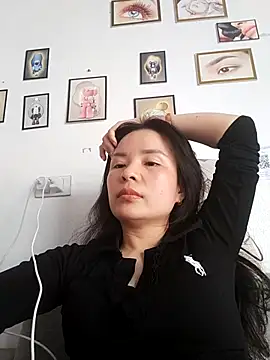 Listen-ly Adlı Modelin Canlı XXX Sohbeti