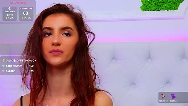 ElisaCharm's Webcam Show