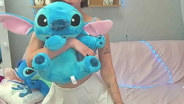 CharlyWines Live XXX Chat