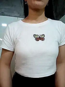 Chatroom XXX en direct de Belle-777