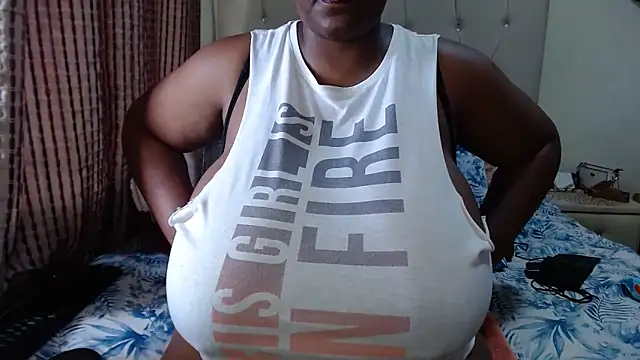 CHOCOLATEDARKBUSTYX Chat XXX live