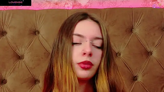 CoraVex: απευθείας συνομιλία ΧΧΧ