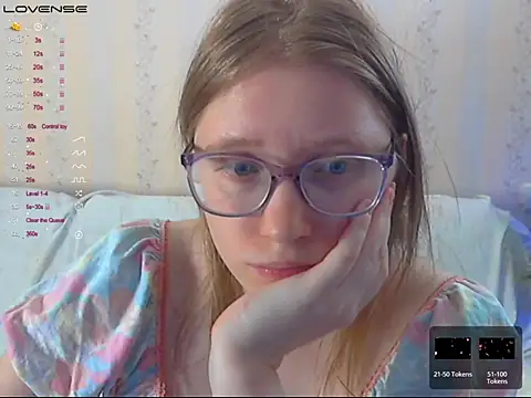 LustfulSarah's Live XXX Chat