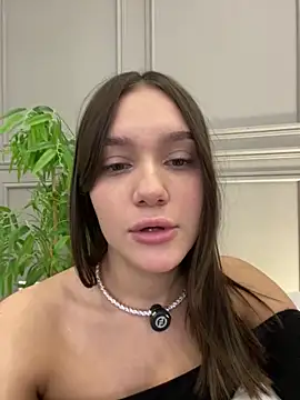 Mary_Honey élő XXX-chatje