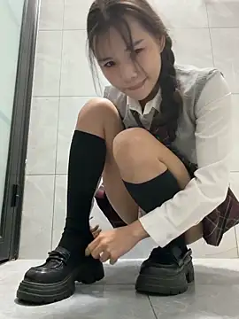 Fire-18 Show in webcam