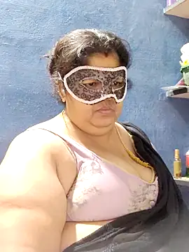 tamilthanushri's Live XXX Chat