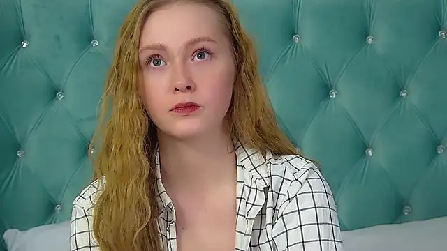 AgataFoxleyn Live XXX chat