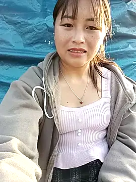 buddy-sexy Adlı Modelin Web Kamerası Şovu