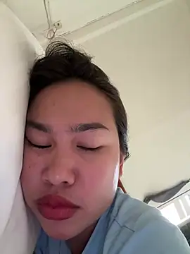 Ponthip 现场XXX聊天