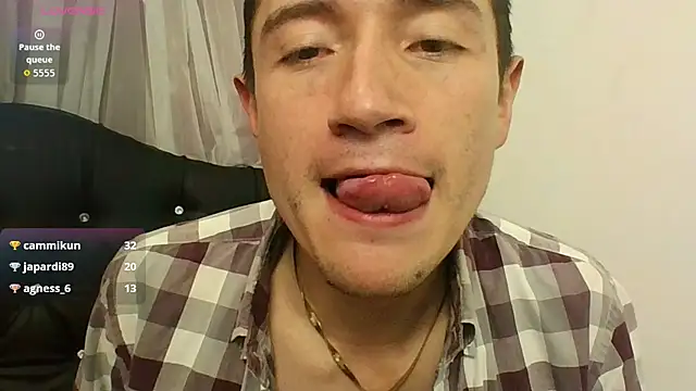 Chat XXX ao vivo de boy_naughty18