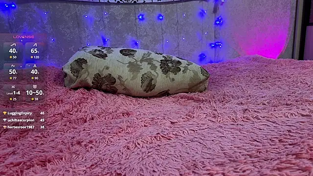 VETT_KITTY's Webcam Show