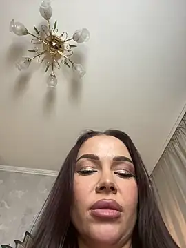 StripBianka: απευθείας συνομιλία ΧΧΧ