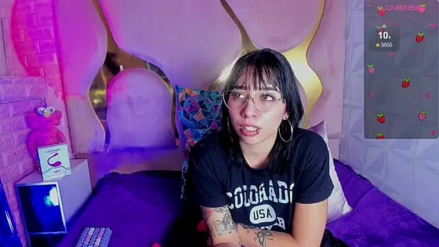 Živý XXX chat NaniiSisy