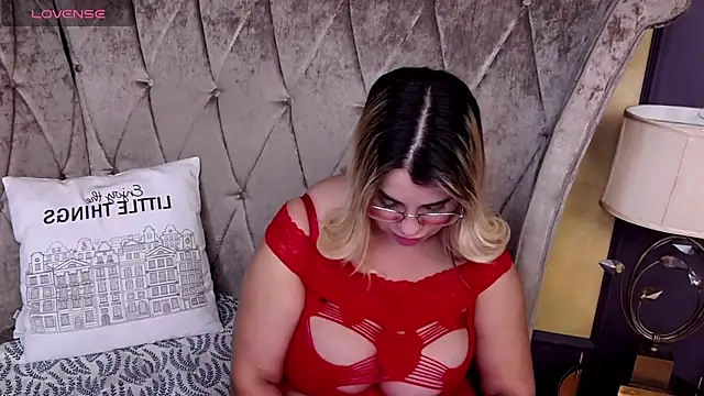 BustyGizelle লাইভ XXX চ্যাট