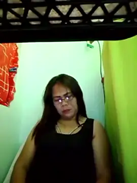 erma_joy élő XXX-chatje