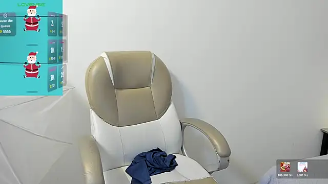 Živý XXX chat TaylerMiles