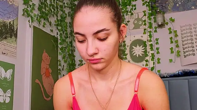 Fit_Brunette_ Live XXX-Chat