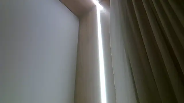 SkinnyKitten 라이브 XXX 채팅