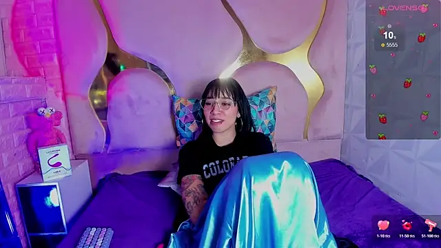 NaniiSisy Live XXX-chat