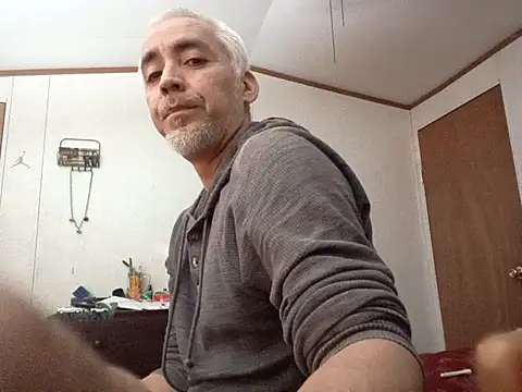 Xoc8_: онлайн-секс-чат