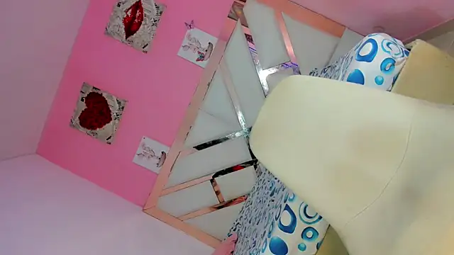 Pokazy przed kamerką – Ashley_Alexa