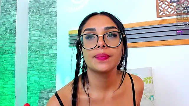 Sarita__love: онлайн-секс-чат