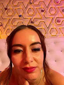 MelanyyJhonson15's Live XXX Chat