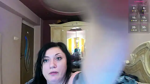 MilfDomina699 现场XXX聊天