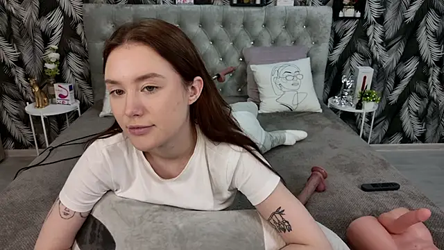 CarolineTenders' Live XXX Chat