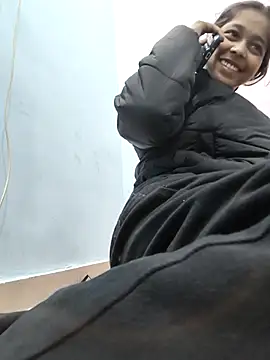 Isha_Liha – Naživo XXX chat