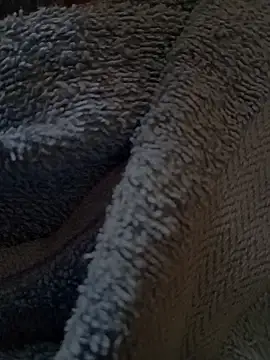 Fannyfoxfi – Naživo XXX chat