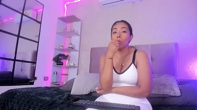 Evagatte – Naživo XXX chat