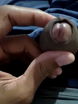 its_rising_star's Live XXX Chat