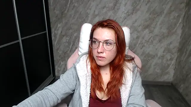 Reginasmilee live XXX chat