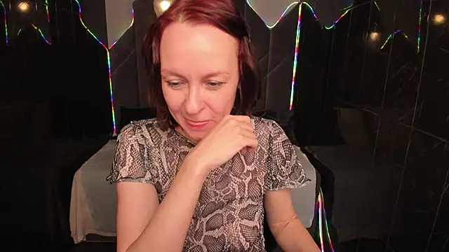 NikaGentle live XXX chat