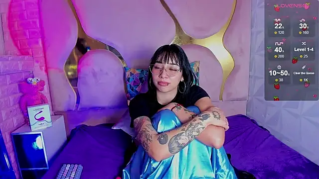 NaniiSisy 现场XXX聊天