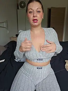 Chaudesquirt Live XXX-chat